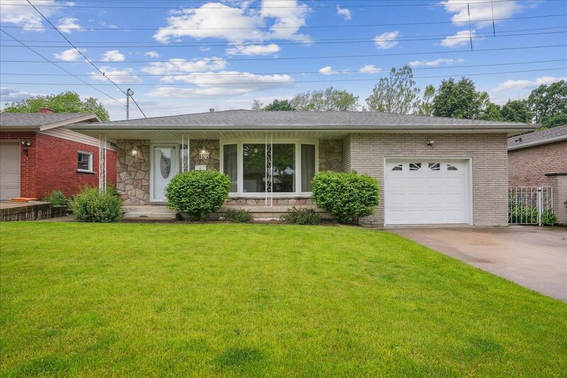 122 Glen Castle Dr, Hamilton